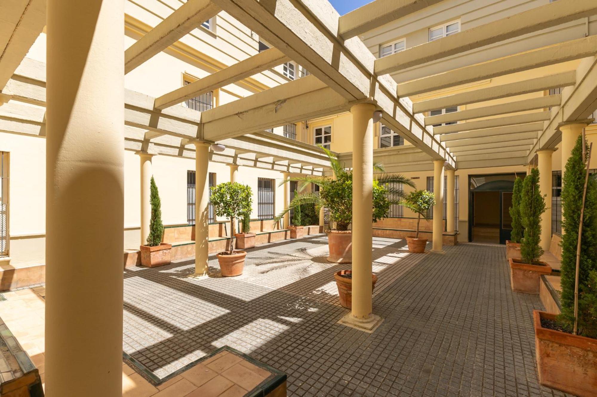 Conde Center Premium Suites, Free Parking Sevilla Dış mekan fotoğraf